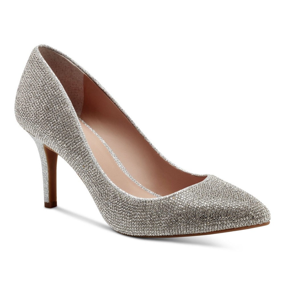 INC ZITAH502 Silver Shoes Size 8M - New